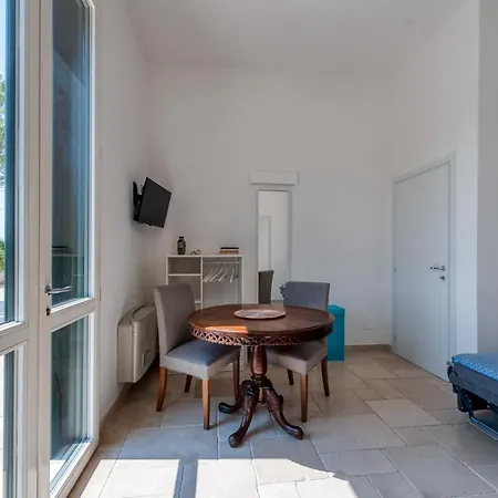 Dimora Storica Minioti Intera Arnesano