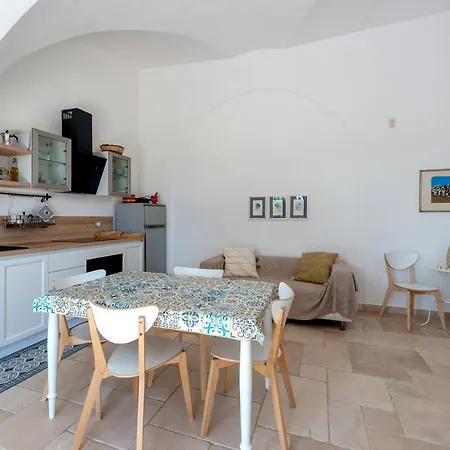 Dimora Storica Minioti Intera * Arnesano